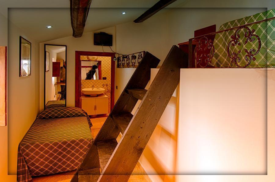 Nazional Rooms โรม ภายนอก รูปภาพ