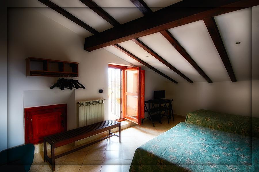 Nazional Rooms โรม ภายนอก รูปภาพ