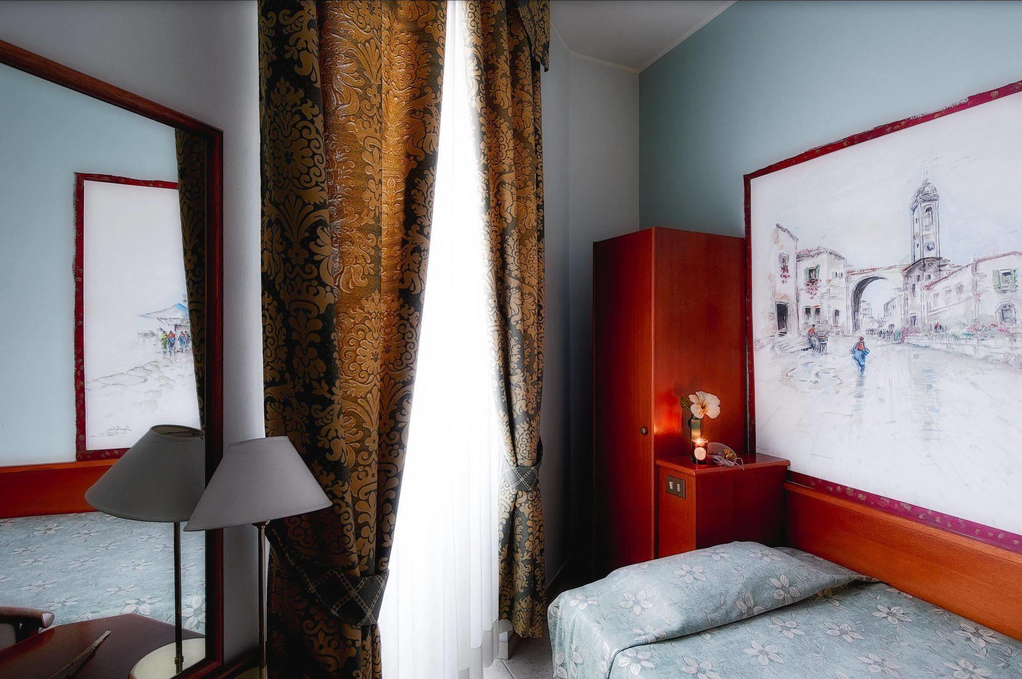 Nazional Rooms โรม ภายนอก รูปภาพ